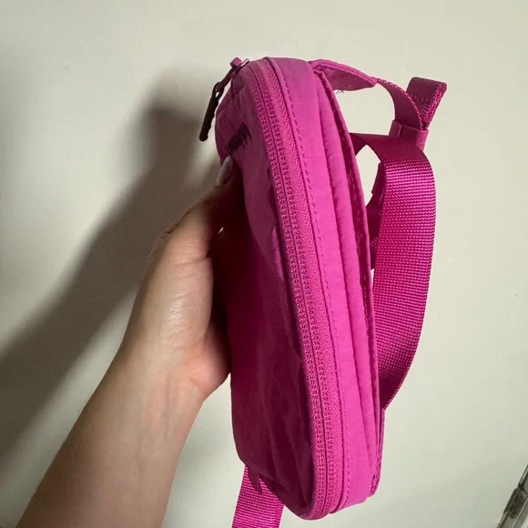 lululemon athletica Sonic Pink Mini Belt Bag - Picture 3 of 4
